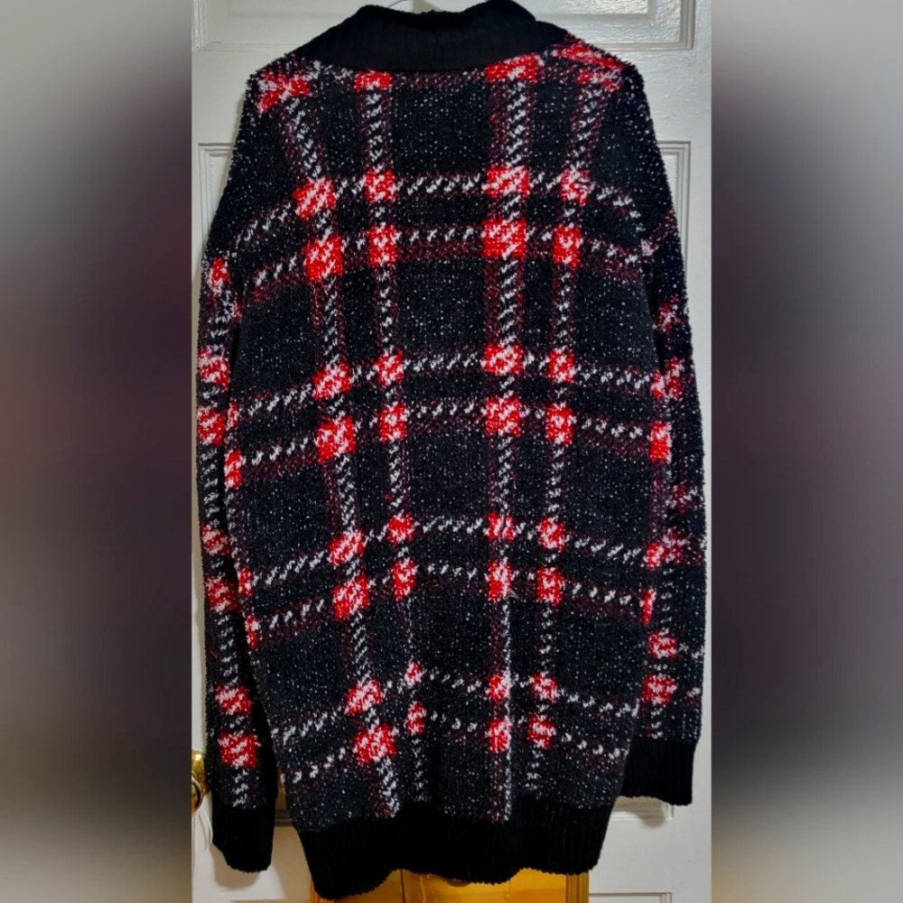 Winter Cardigan - Picture 2 of 4